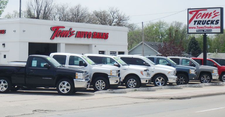 Commercial, & Gas Truck Dealer Des Moines, - Tom's